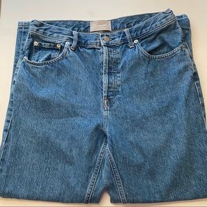Everlane “the cheeky jean” 30 crop